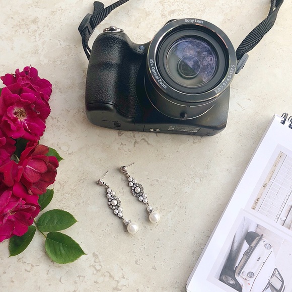 Wedding Bridal Earrings - Picture 3 of 5
